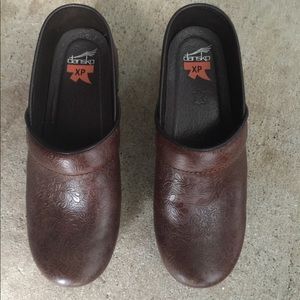 Dansko XP clogs, size 38